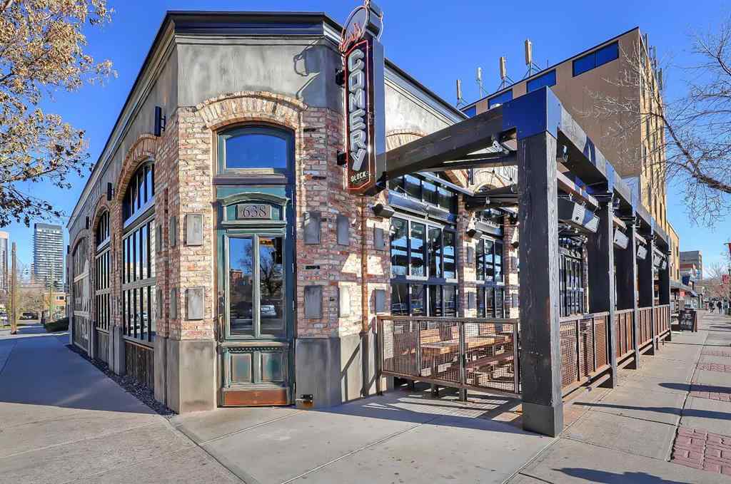 MLS® A2264990 - 2402 36 Street SW in Killarney/Glengarry Calgary, Residential