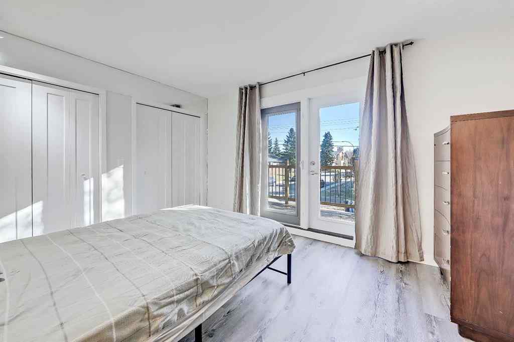 MLS® A2264990 - 2402 36 Street SW in Killarney/Glengarry Calgary, Residential