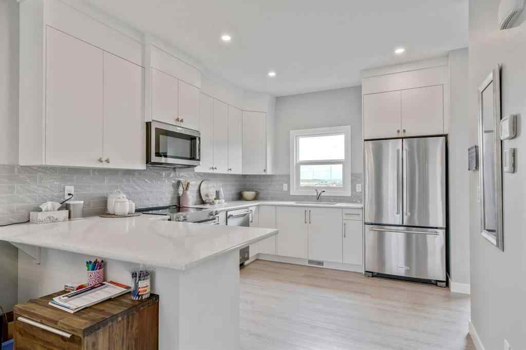 MLS® A2264994 - 931 Legacy Circle SE in Legacy Calgary, Residential