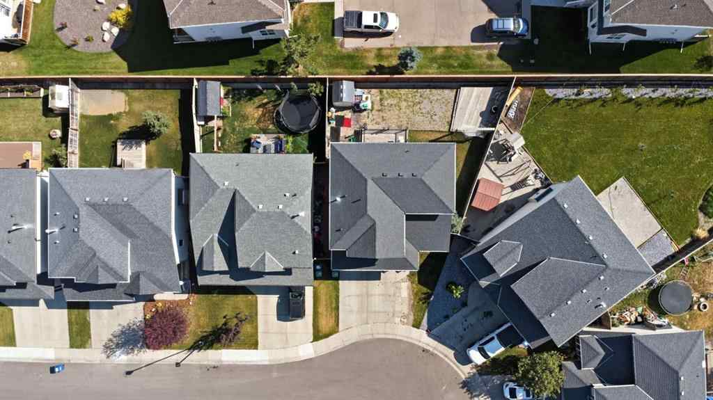 MLS® A2265001 - 824 Luxstone Square SW in Luxstone Airdrie, Residential