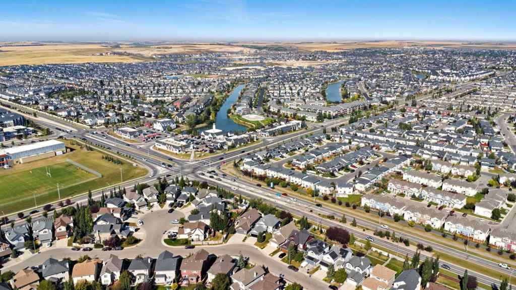 MLS® A2265001 - 824 Luxstone Square SW in Luxstone Airdrie, Residential