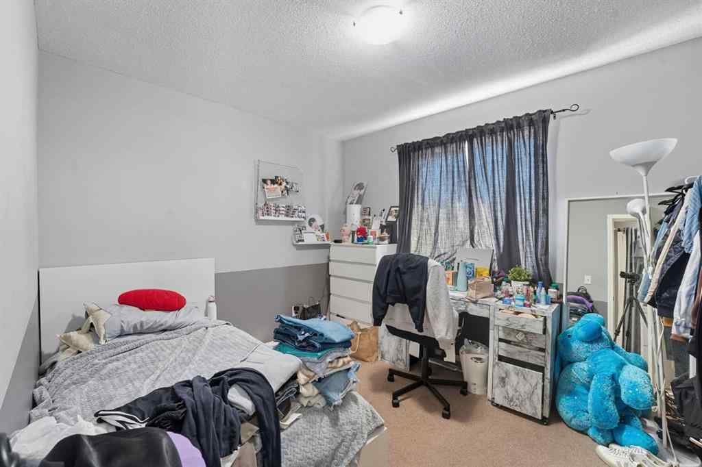 MLS® A2265001 - 824 Luxstone Square SW in Luxstone Airdrie, Residential