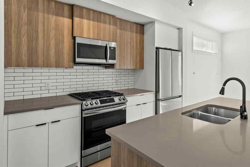 MLS® A2265007 - 90 Walgrove Common SE in Walden Calgary, Residential