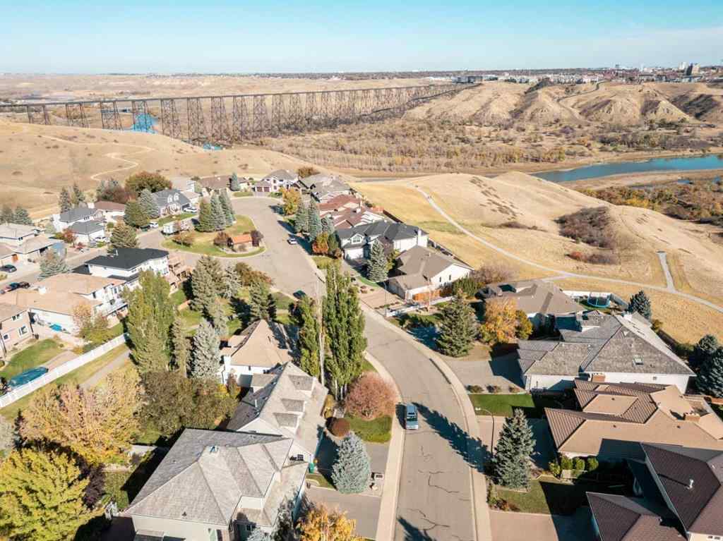 MLS® A2265009 - 152 Coachwood Point W in Ridgewood Lethbridge, Residential