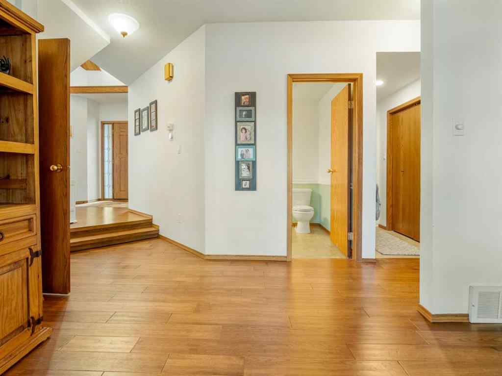 MLS® A2265009 - 152 Coachwood Point W in Ridgewood Lethbridge, Residential