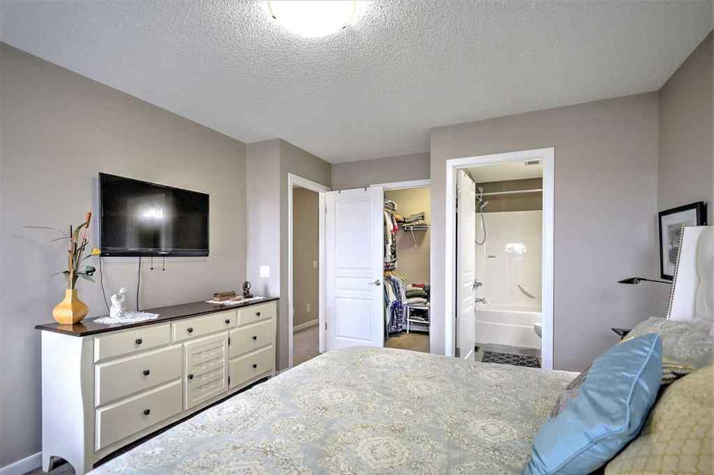 MLS® A2265010 - 388 Auburn Crest Way SE in Auburn Bay Calgary, Residential