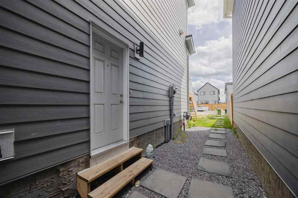 MLS® A2265015 - 190 Magnolia Square SE in Mahogany Calgary, Residential