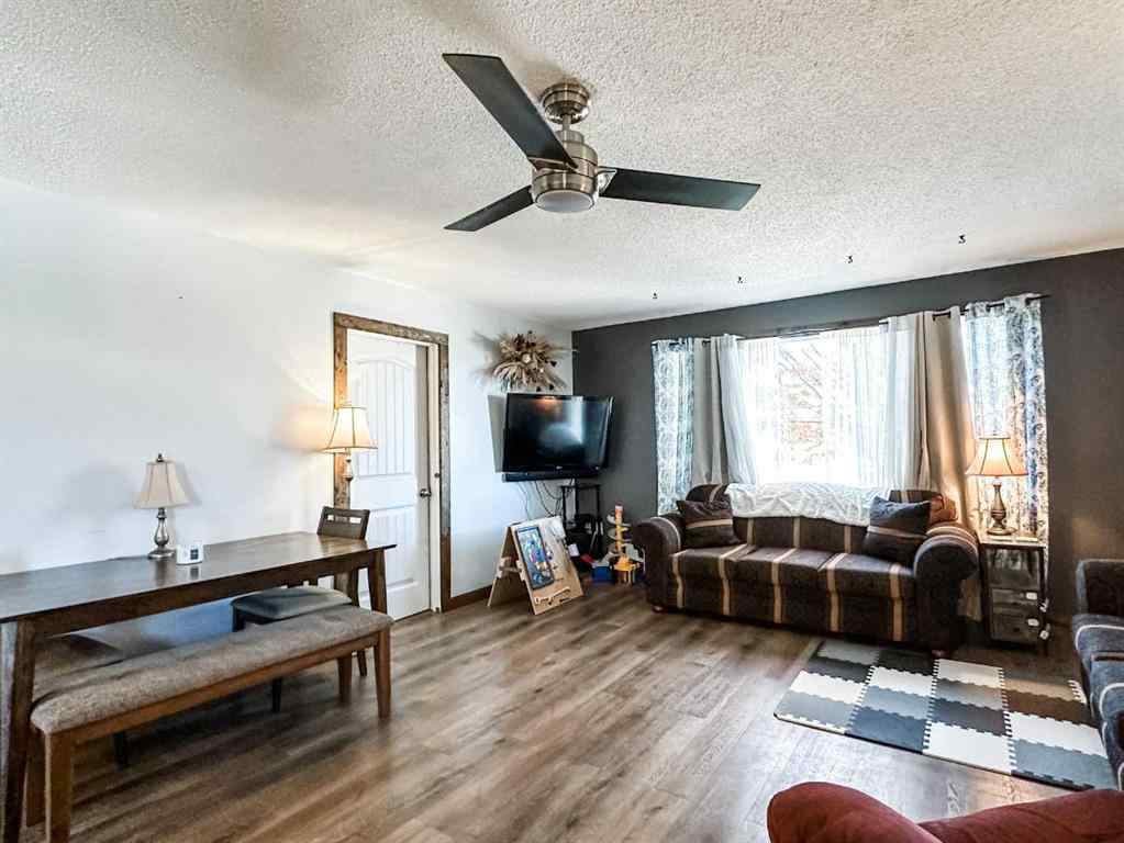 MLS® A2265016 - 5019 46 Street  in Downtown West Stettler, Residential