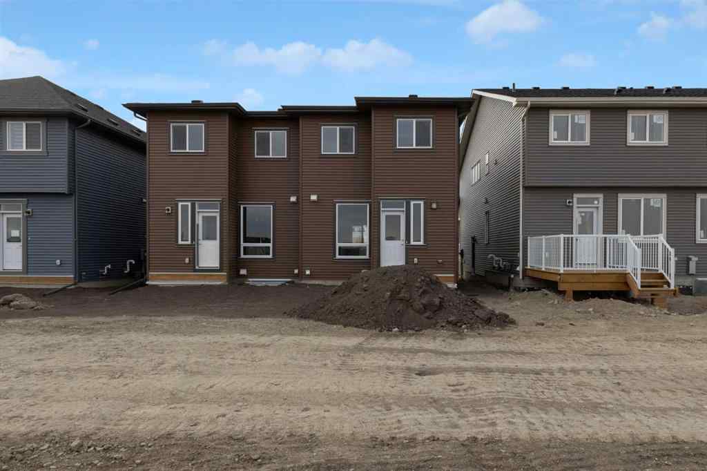 MLS® A2265021 - 2022 Cobblebrook Crescent SW in Cobblestone Creek Airdrie, Residential