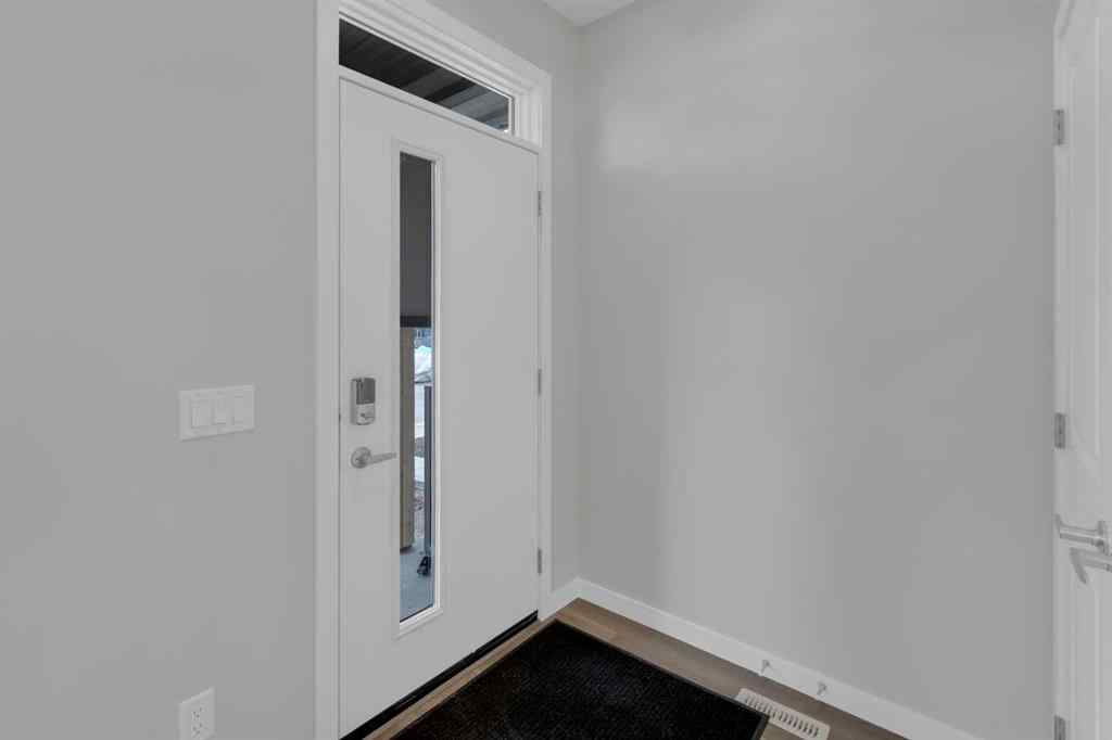 MLS® A2265021 - 2022 Cobblebrook Crescent SW in Cobblestone Creek Airdrie, Residential