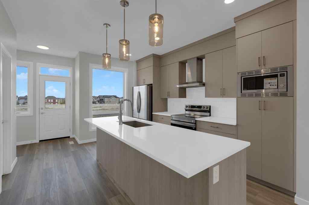 MLS® A2265021 - 2022 Cobblebrook Crescent SW in Cobblestone Creek Airdrie, Residential