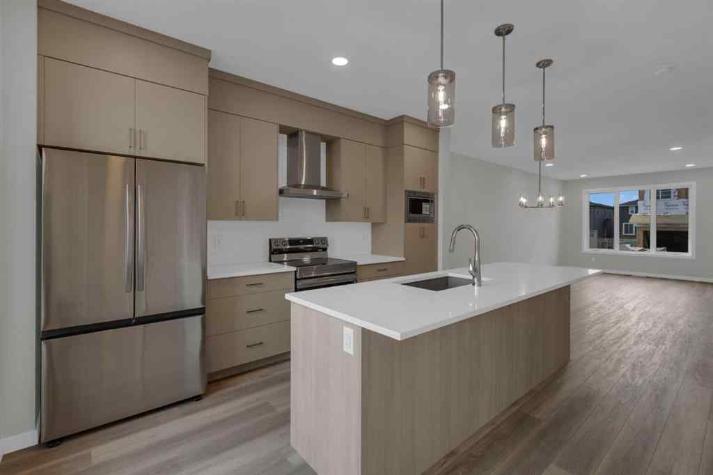 MLS® A2265021 - 2022 Cobblebrook Crescent SW in Cobblestone Creek Airdrie, Residential