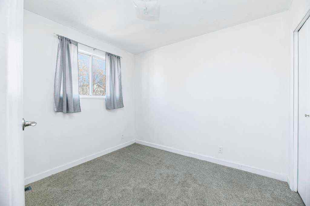 MLS® A2265026 - 71 Good Crescent  in Glendale Red Deer, Residential