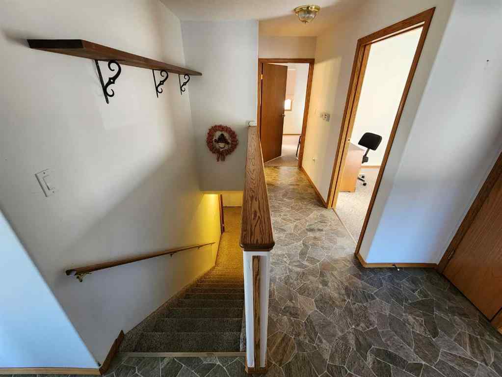 MLS® A2265028 - 5323 3 Street W in NONE Claresholm, Residential