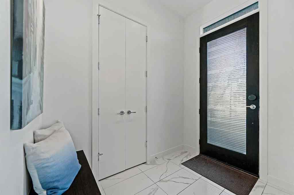 MLS® A2265031 - 2115 Bowness Road NW in West Hillhurst Calgary, Residential