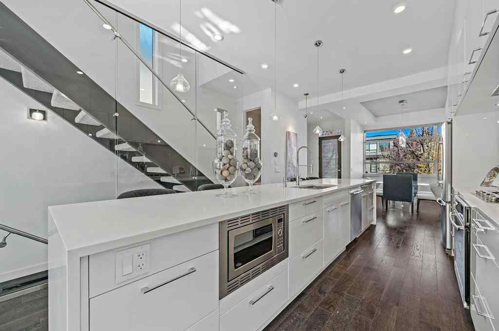 MLS® A2265031 - 2115 Bowness Road NW in West Hillhurst Calgary, Residential