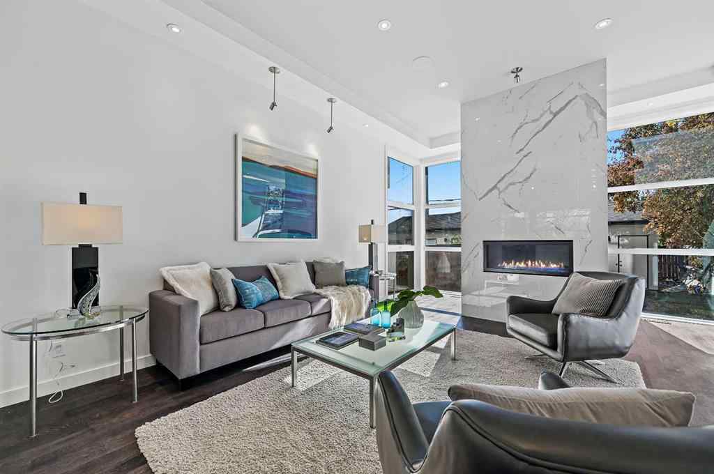 MLS® A2265031 - 2115 Bowness Road NW in West Hillhurst Calgary, Residential