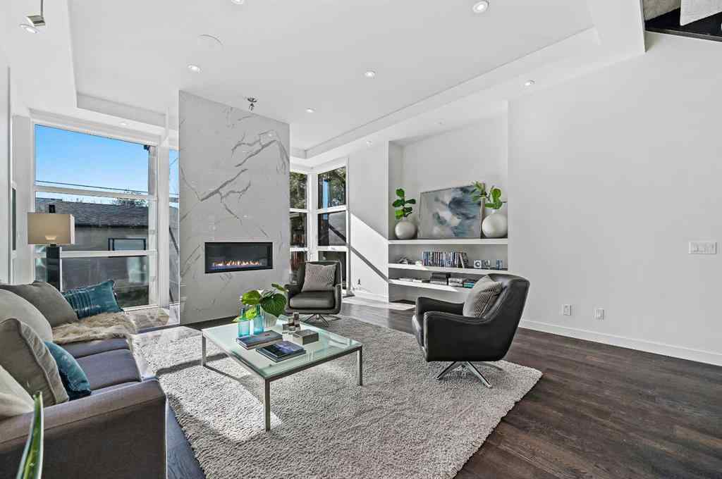 MLS® A2265031 - 2115 Bowness Road NW in West Hillhurst Calgary, Residential