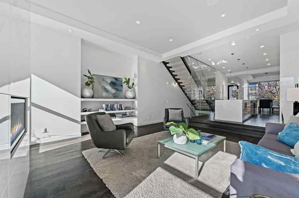 MLS® A2265031 - 2115 Bowness Road NW in West Hillhurst Calgary, Residential