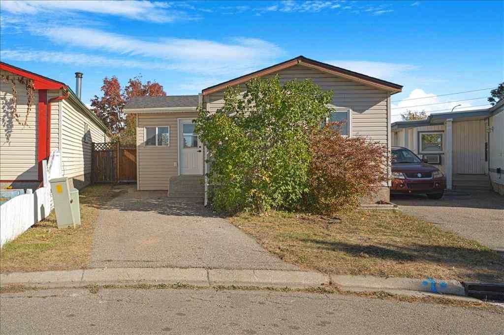 MLS® A2265036 - 210 Erin woods Circle SE in Erin Woods Calgary, Residential