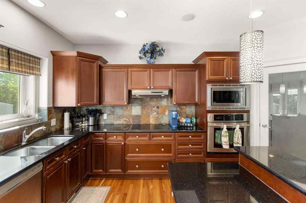 MLS® A2265038 - 3905 44A Avenue  in Drayton Valley Drayton Valley, Residential