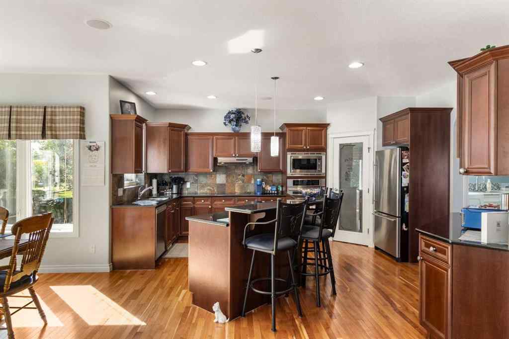 MLS® A2265038 - 3905 44A Avenue  in Drayton Valley Drayton Valley, Residential