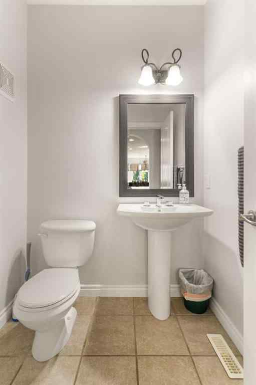 MLS® A2265038 - 3905 44A Avenue  in Drayton Valley Drayton Valley, Residential