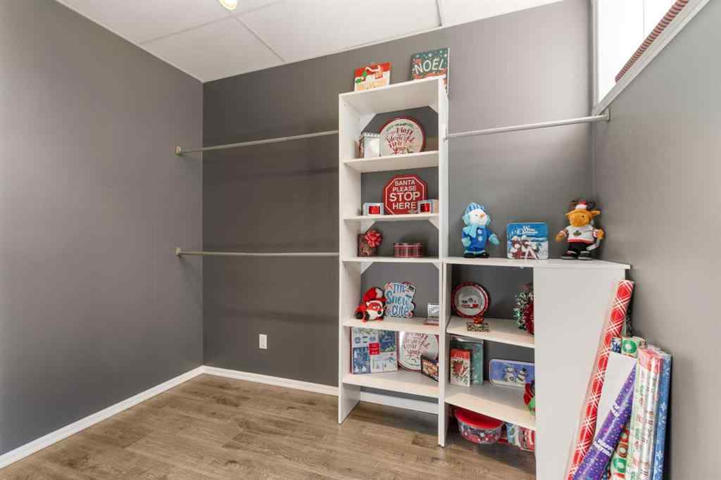 MLS® A2265038 - 3905 44A Avenue  in Drayton Valley Drayton Valley, Residential