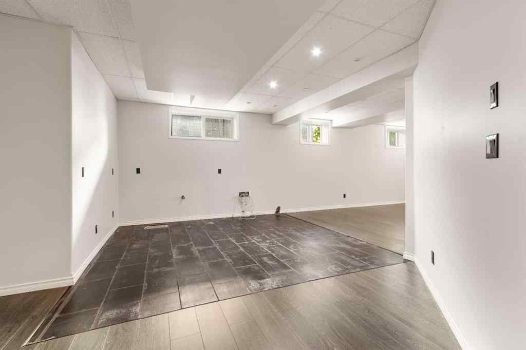 MLS® A2265038 - 3905 44A Avenue  in Drayton Valley Drayton Valley, Residential