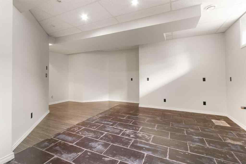 MLS® A2265038 - 3905 44A Avenue  in Drayton Valley Drayton Valley, Residential