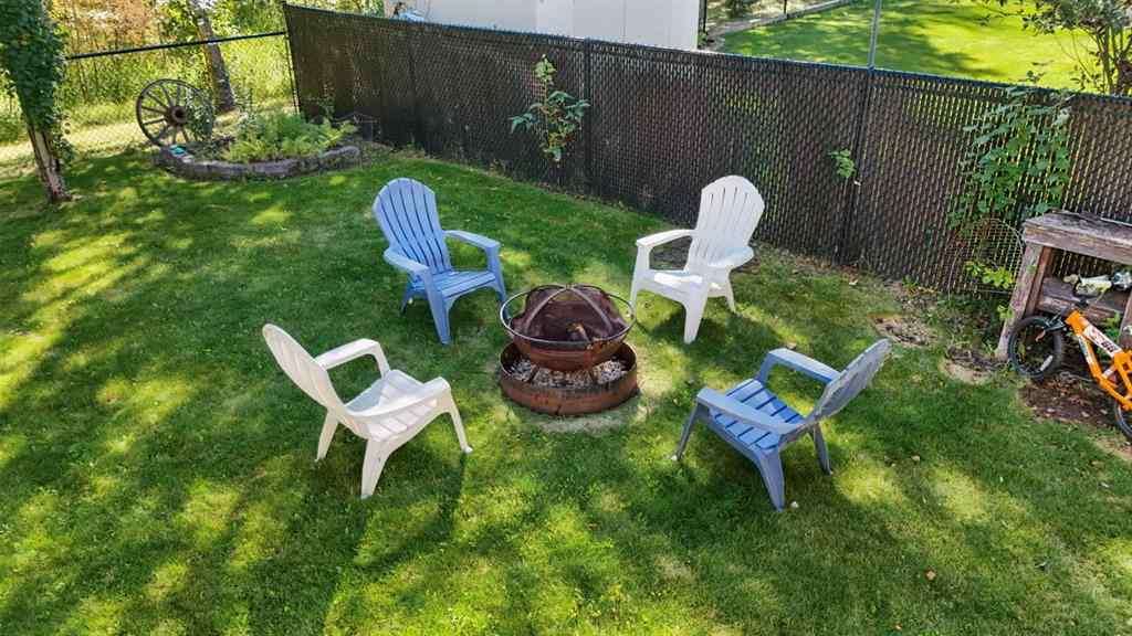 MLS® A2265038 - 3905 44A Avenue  in Drayton Valley Drayton Valley, Residential