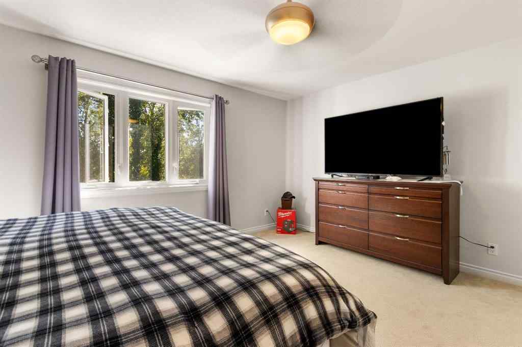 MLS® A2265038 - 3905 44A Avenue  in Drayton Valley Drayton Valley, Residential