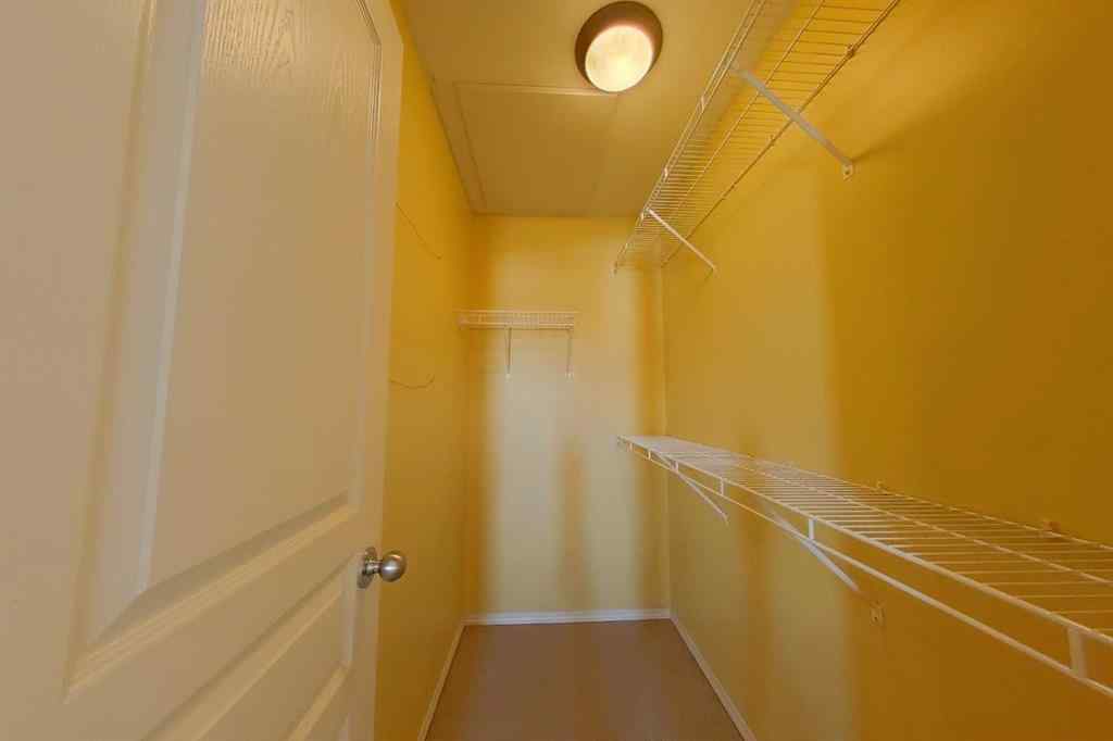 MLS® A2265039 - Unit #4 295 Blackfoot Road W in Indian Battle Heights Lethbridge, Residential