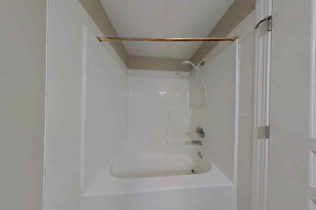 MLS® A2265039 - Unit #4 295 Blackfoot Road W in Indian Battle Heights Lethbridge, Residential