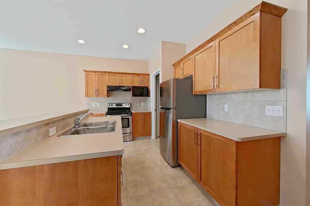 MLS® A2265039 - Unit #4 295 Blackfoot Road W in Indian Battle Heights Lethbridge, Residential