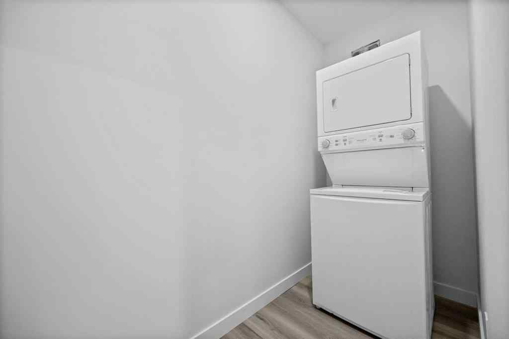 MLS® A2265043 - 2217 42 Street SE in Forest Lawn Calgary, Residential