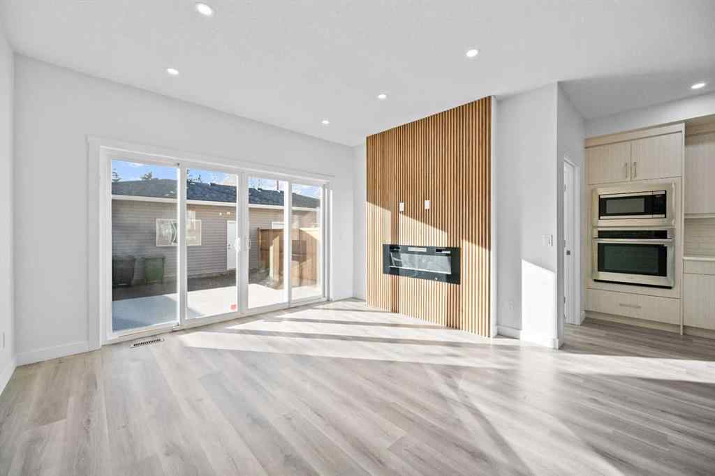 MLS® A2265043 - 2217 42 Street SE in Forest Lawn Calgary, Residential