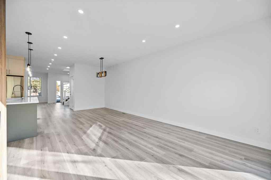 MLS® A2265043 - 2217 42 Street SE in Forest Lawn Calgary, Residential