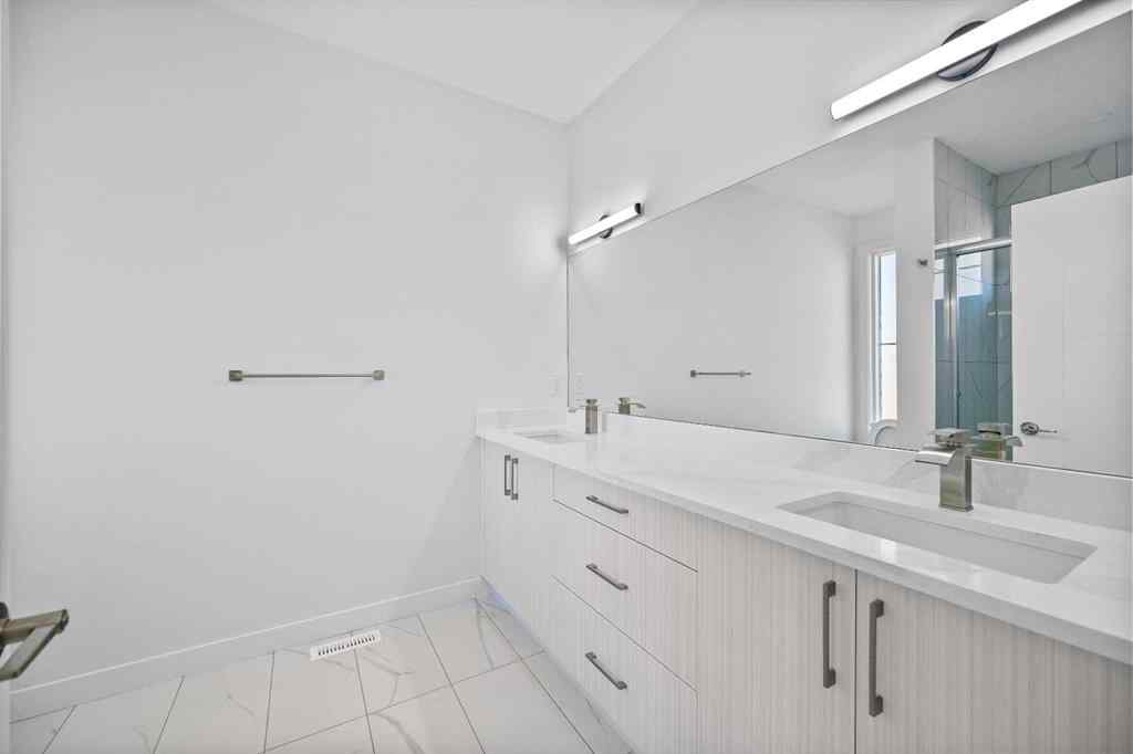 MLS® A2265043 - 2217 42 Street SE in Forest Lawn Calgary, Residential