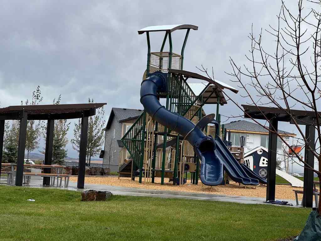 MLS® A2265045 - 70 Setonvista Grove SE in Seton Calgary, Residential