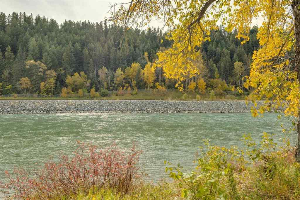 MLS® A2265055 - 3841 Point Mckay Road NW in Point McKay Calgary, Residential