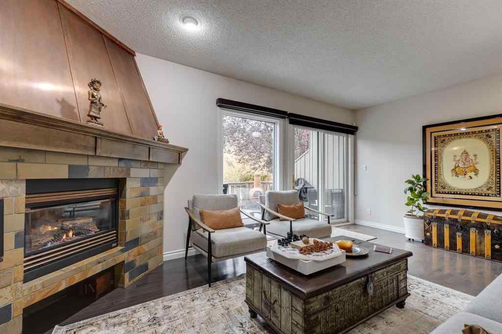 MLS® A2265055 - 3841 Point Mckay Road NW in Point McKay Calgary, Residential
