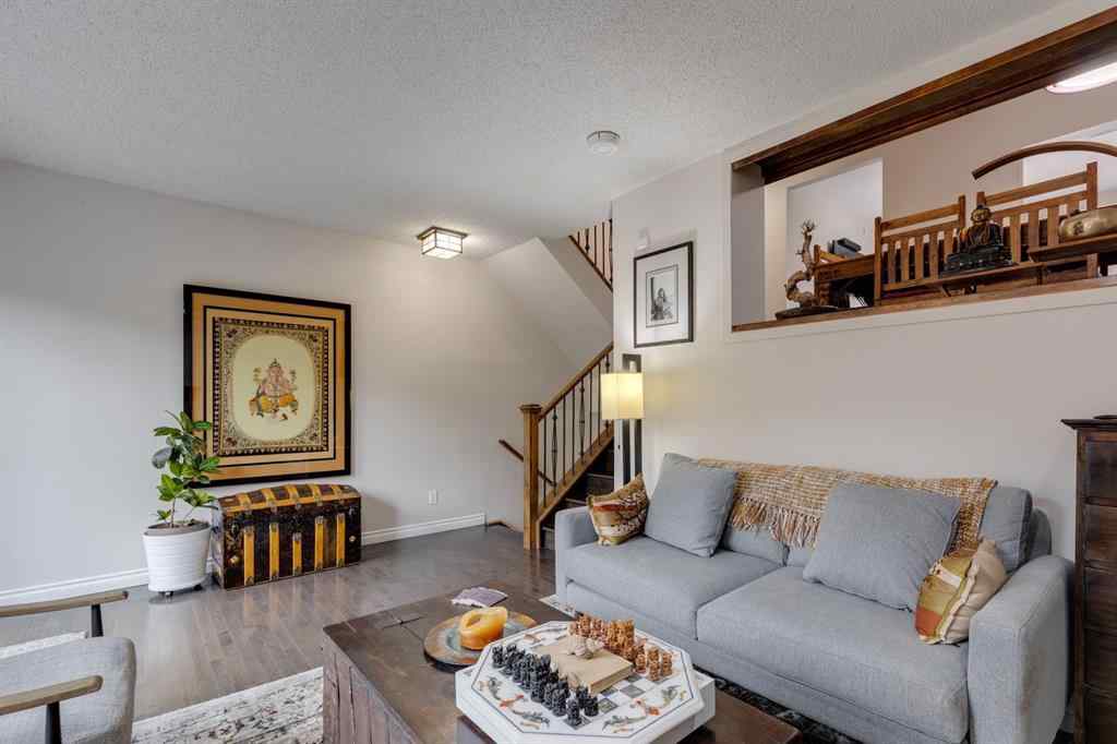 MLS® A2265055 - 3841 Point Mckay Road NW in Point McKay Calgary, Residential