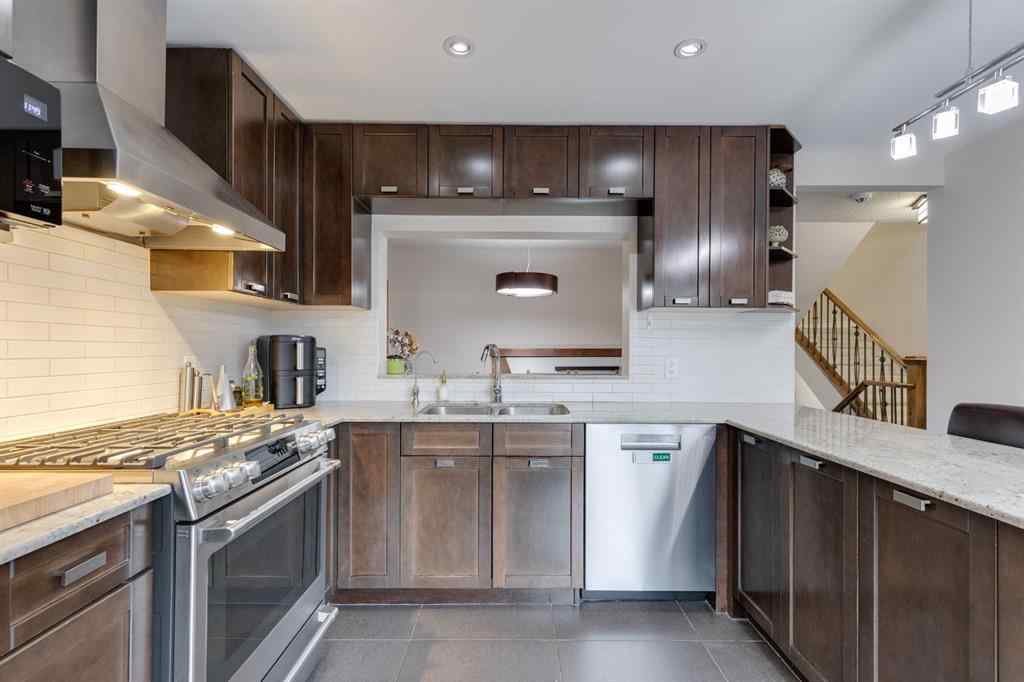 MLS® A2265055 - 3841 Point Mckay Road NW in Point McKay Calgary, Residential