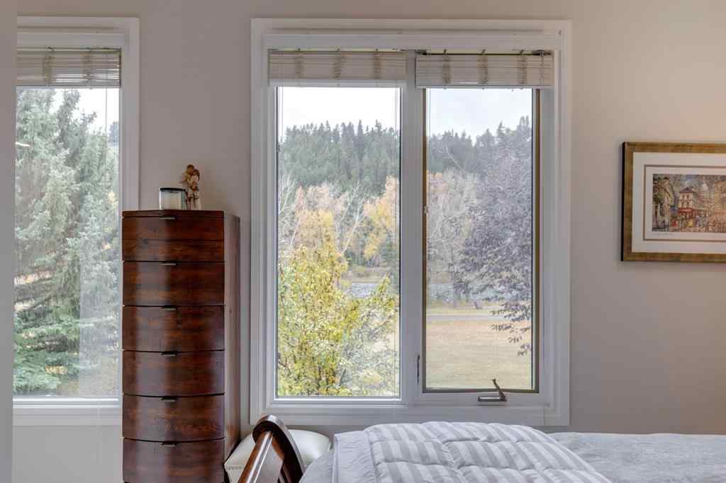 MLS® A2265055 - 3841 Point Mckay Road NW in Point McKay Calgary, Residential