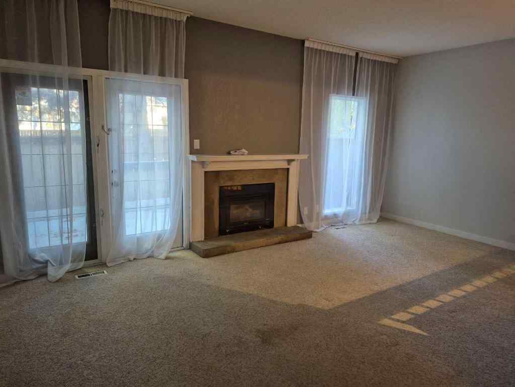 MLS® A2265057 - Unit #1 20 Laval Boulevard W in Varsity Village Lethbridge, Rental