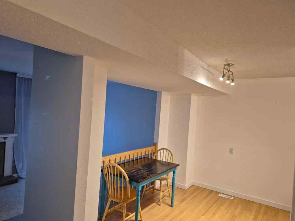 MLS® A2265057 - Unit #1 20 Laval Boulevard W in Varsity Village Lethbridge, Rental