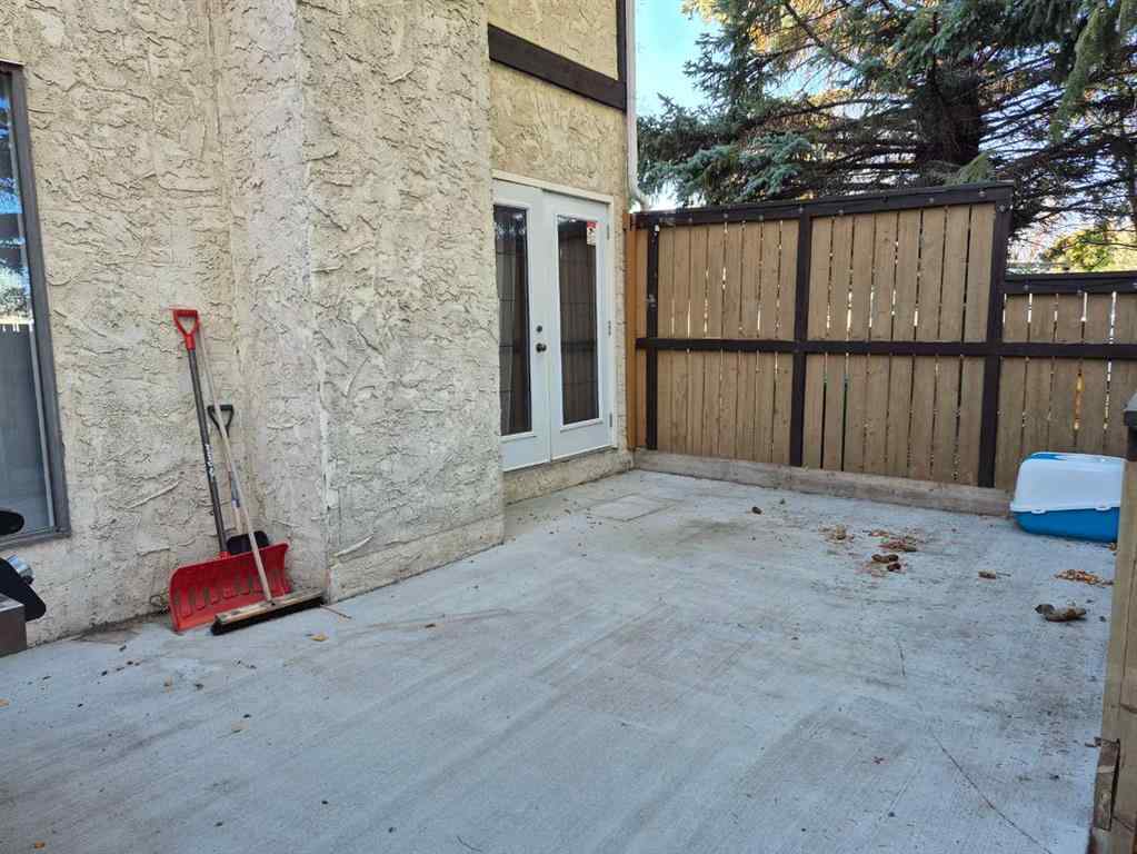 MLS® A2265057 - Unit #1 20 Laval Boulevard W in Varsity Village Lethbridge, Rental