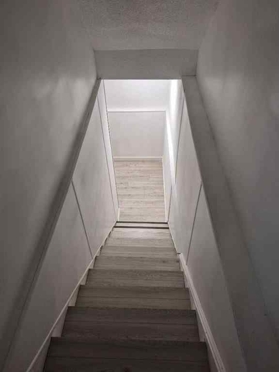 MLS® A2265057 - Unit #1 20 Laval Boulevard W in Varsity Village Lethbridge, Rental