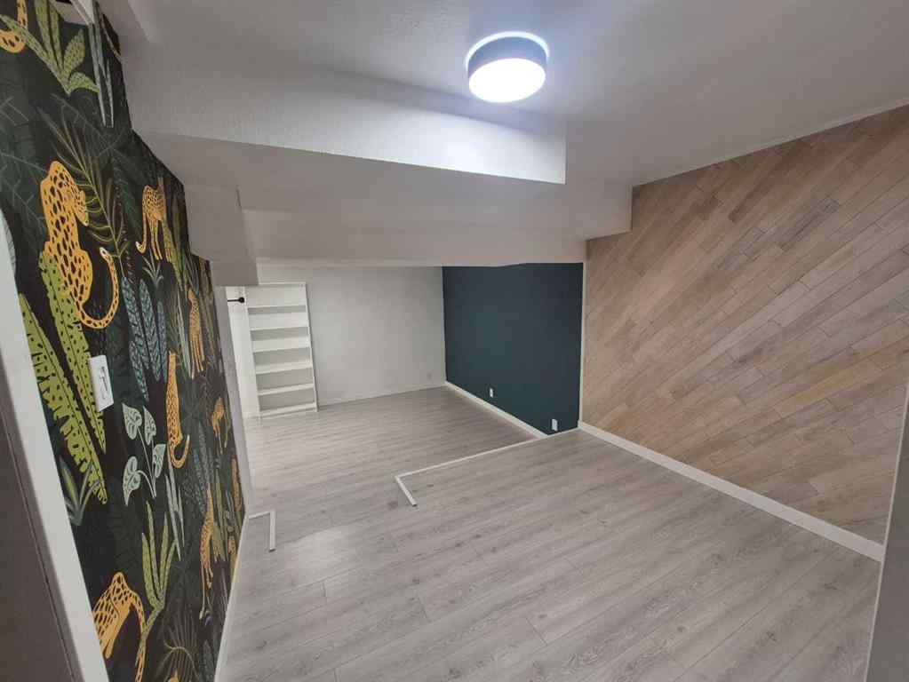 MLS® A2265057 - Unit #1 20 Laval Boulevard W in Varsity Village Lethbridge, Rental